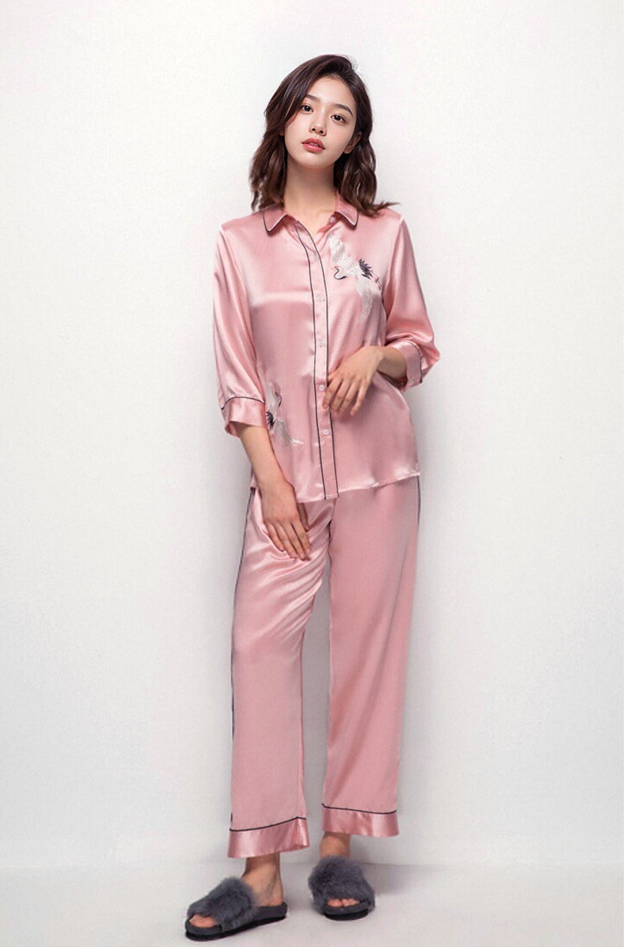 Pure Silk Women's 100% Mulberry Silk Embroidered Mid-sleeve Pajamas Nightgown